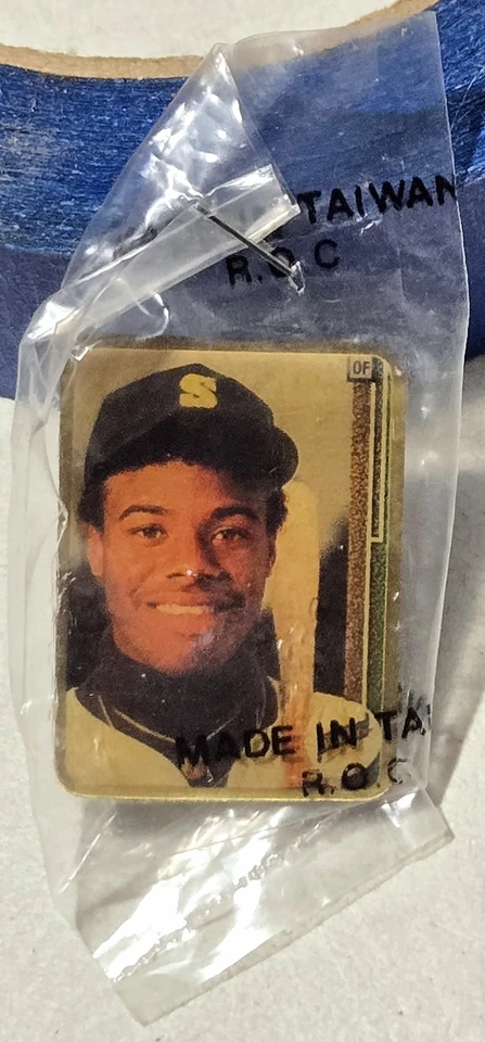 Tarjeta de novato de colección Ken Griffey Jr Pin cubierta superior Seattle Mariners MLB tono dorado NUEVO Foto 2 de 4