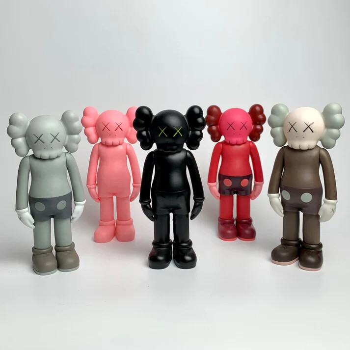 k*i様 KAWS フィギュア il_1080xN.6164799607_qo9i.jpg
