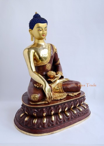 Cara dorada dorada pintada 17,5" Shakyamuni Buda estatua de cobre de Patan, Nepal - Imagen 3 de 5