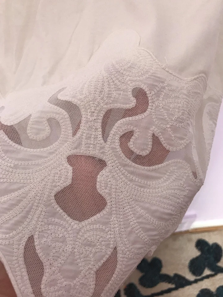 女式衬衫/Tunic 象牙色 蕾丝下摆衬衫上衣 全新 22/24 1X 全新 — 第 4/4 张图片