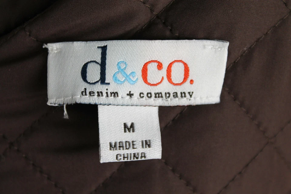 D & Co. Women’s Pink Flowers Printed Quilted Padded Full Zip Vest M Medium  - Image 4 of 4