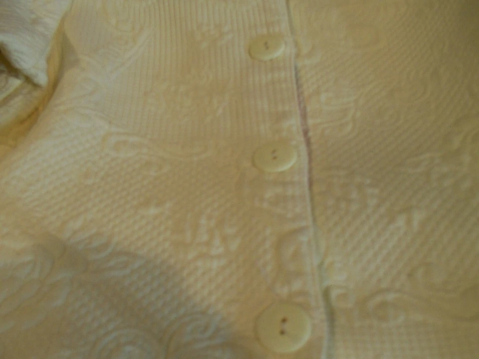 Pantalón Baby Lulu Floral Repujado y Top Sólido Repujado Con Puños Florales-Talla 6 Foto 4 de 4