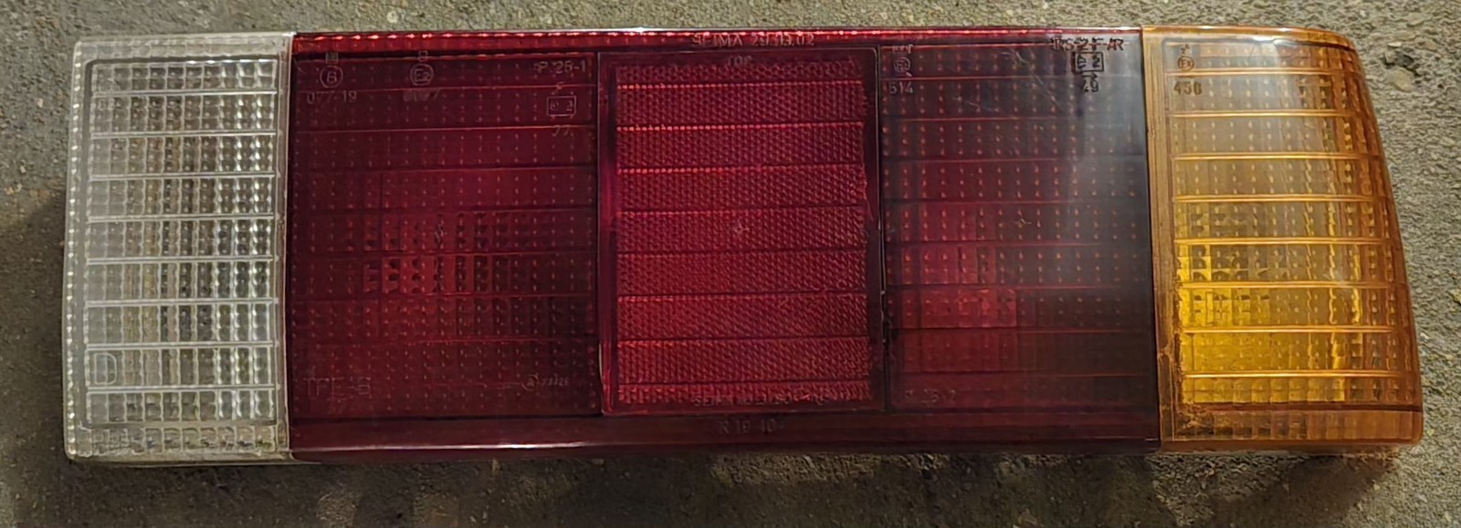 OEM 1980-86 Maserati Quattroporte S3 Pass Right RH Rear Tail Light Lamp Assembly