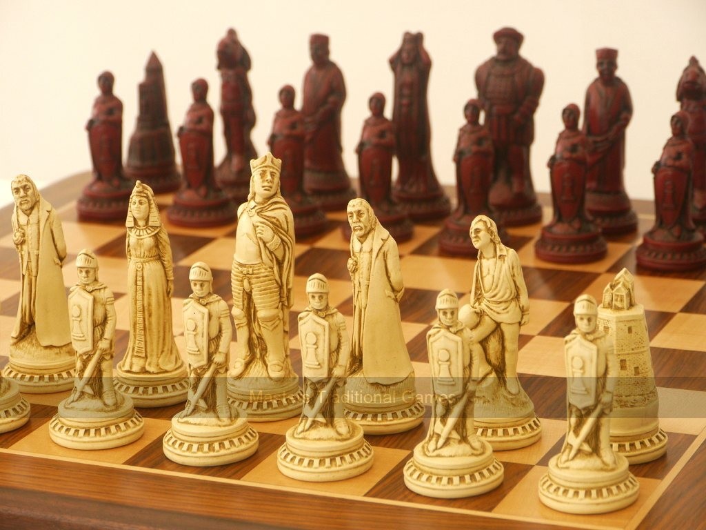 Berkeley Shakespeare Ornamental Chess Set (cream and red, no board)