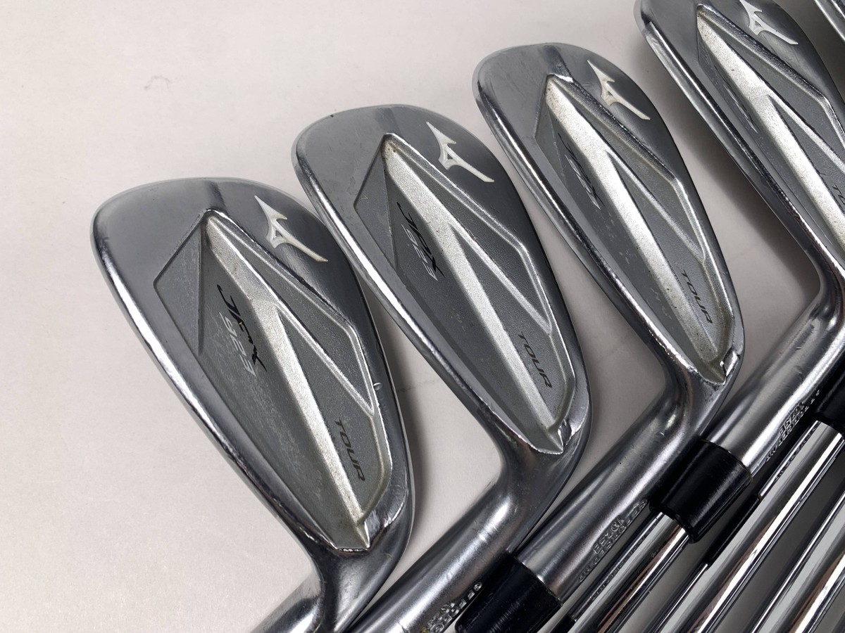 Mizuno JPX 923 Tour Iron Set 4-PW True Temper Dynamic Gold S300