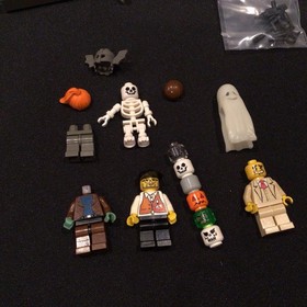 Rare Vintage LEGO Studios Set 1382 Scary Laboratory (2002) NOT COMPLETE