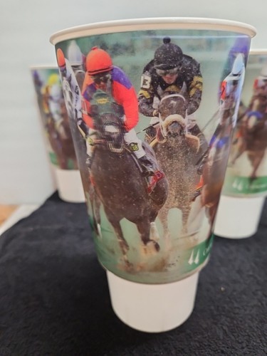 Churchill Downs/Kentucky Derby Holographic Plastic Drink Glasses Set Of (4)... - Picture 2 of 12