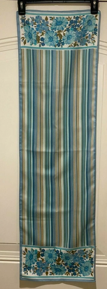 Bufanda de seda Glentex vintage preciosas flores a rayas verde azulado al final. 43" X 12.5" Foto 4 de 4