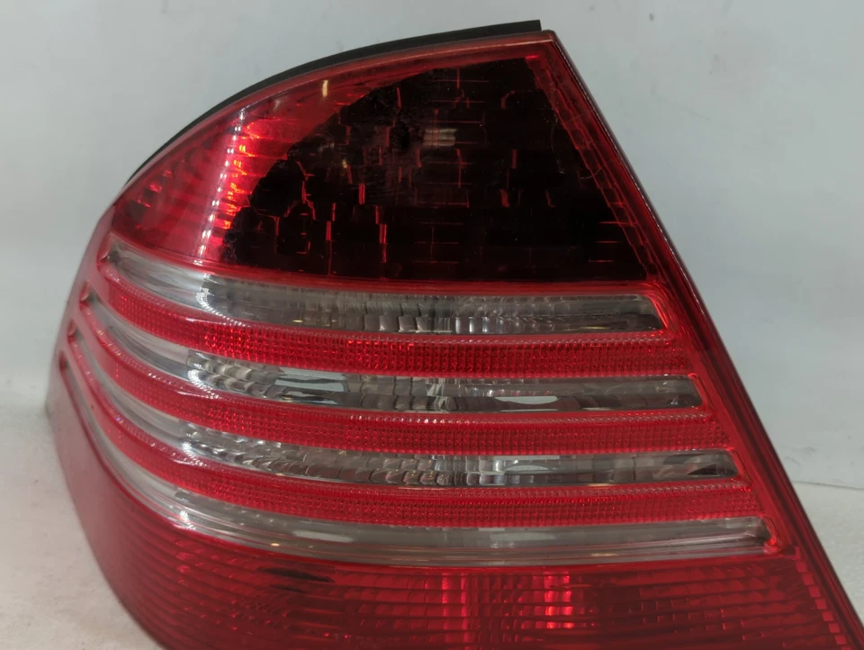 Оригинальный левый задний фонарь для Mercedes-Benz S500 2003–2006 годов выпуска YM00D - Изображение 3 из 4