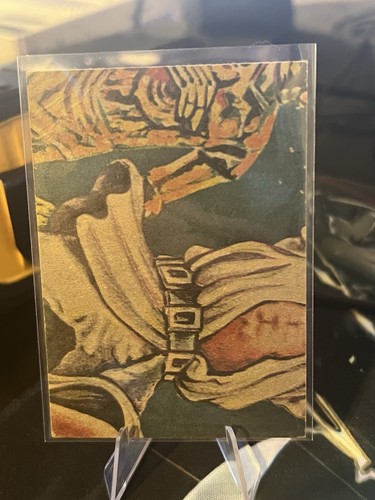 1977 Topps Star Wars #45 The light sabre - Picture 2 of 2