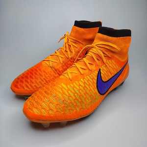 サッカースパイク ナイキ マジスタ オブラ Ⅱ FG 25.5cm