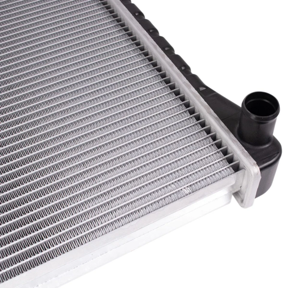 Radiator Fits Chevrolet Blazer Suburban C K V Series - Image 2 of 4