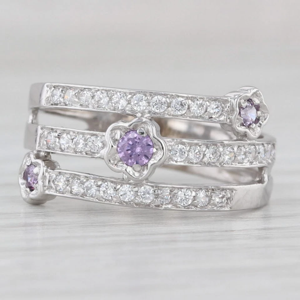 Anillo bobina de derivación de circonita cúbica púrpura y blanca de 0,45 ctw oro blanco de 14 k tamaño 7,75 Foto 2 de 4