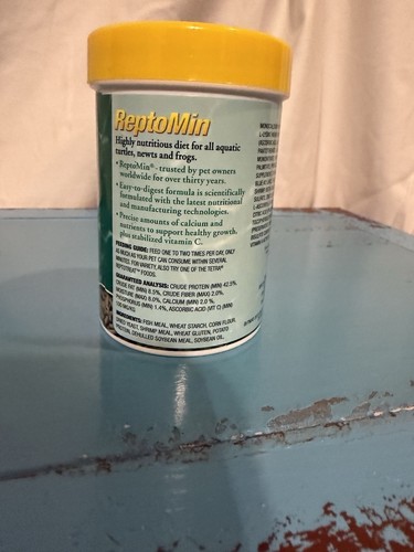 Tetra Reptomin floating food sticks 1.94 Oz For Aquatic Turtles ,Newts ,& Frogs - Picture 2 of 4