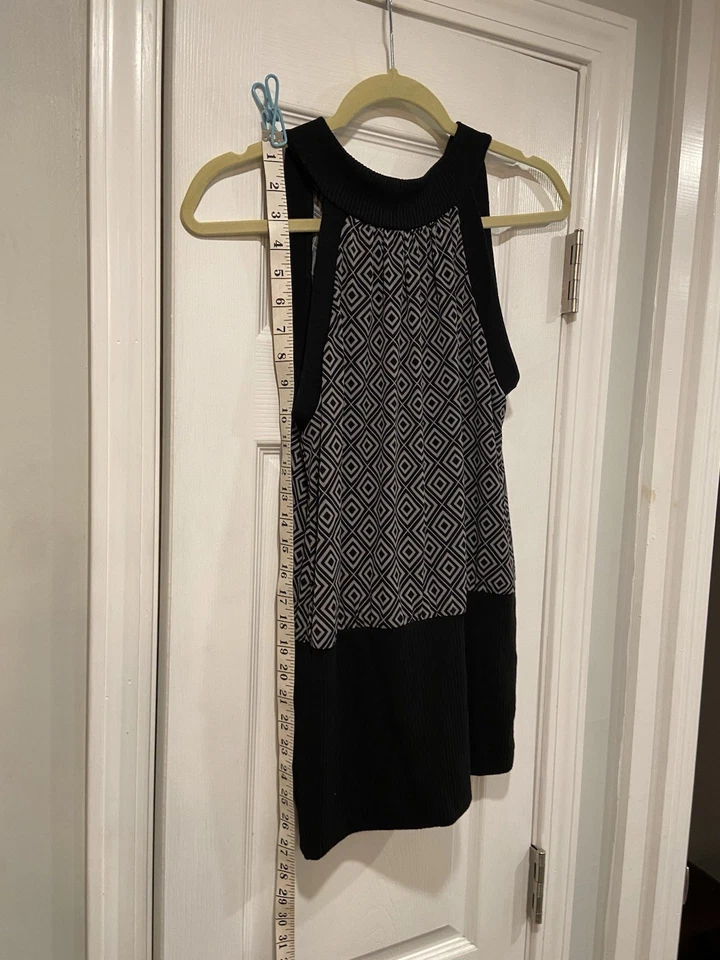 Top Pullover Papaya Talla L Negro Geométrico Acanalado Tejido Sin Mangas Halter Foto 4 de 4