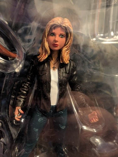 Buffy the Vampire Slayer 4 Figure Box Set 1999 Moore Collectibles – Unopened - Picture 5 of 12