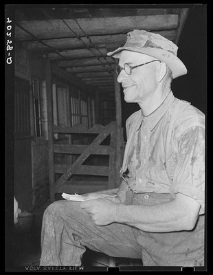 Lancaster County Pennsylvania Enos Royer 1938 poultry buyer argument farm