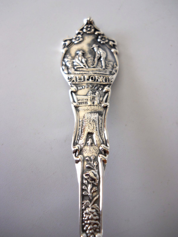 Shepard Sterling Silver Souvenir Spoon Los Angeles Ca. Landmarks 5 1/2" 20.4g.