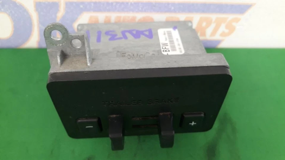 13 MÓDULO DE CONTROL DESLIZANTE DE REMOLQUE FORD F150 Foto 2 de 4