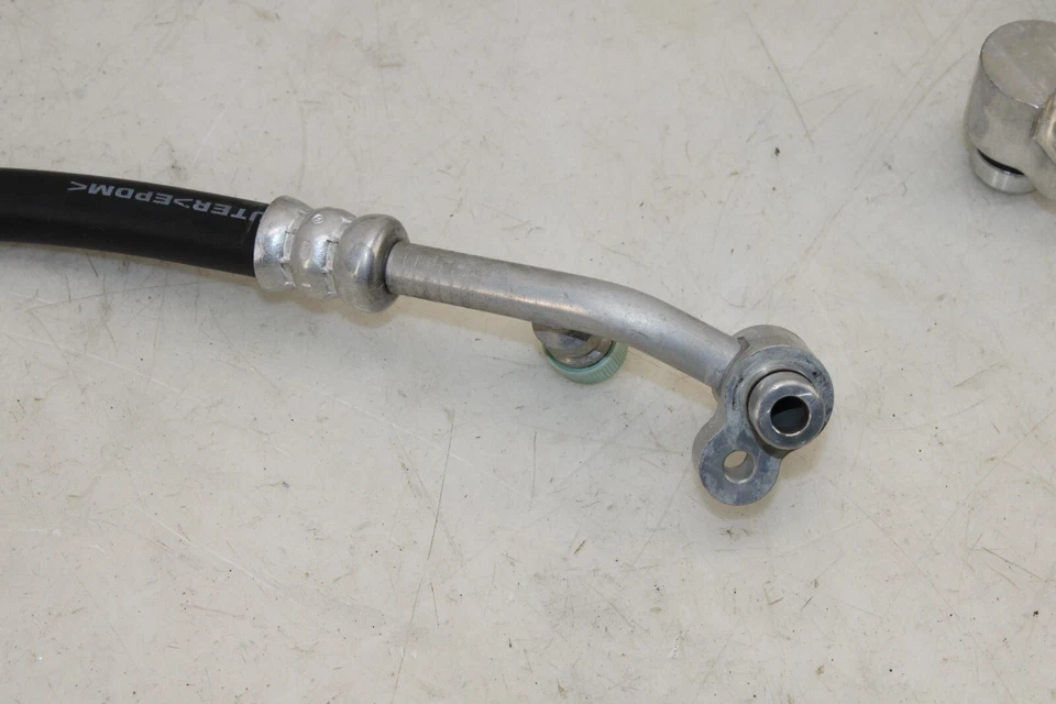 Juego de mangueras de aire acondicionado Subaru WRX STI 2015-2021 2,5 L OEM JW38 Foto 2 de 4