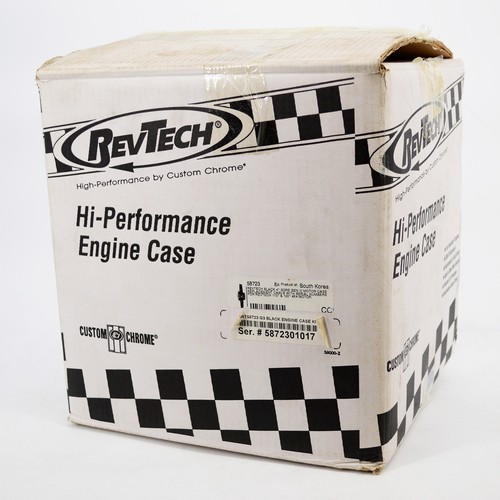 Estuches de motor negros con tachuelas placa de sumidero y herrajes aptos para RevTech3 / cigüeñal - Imagen 10 de 11