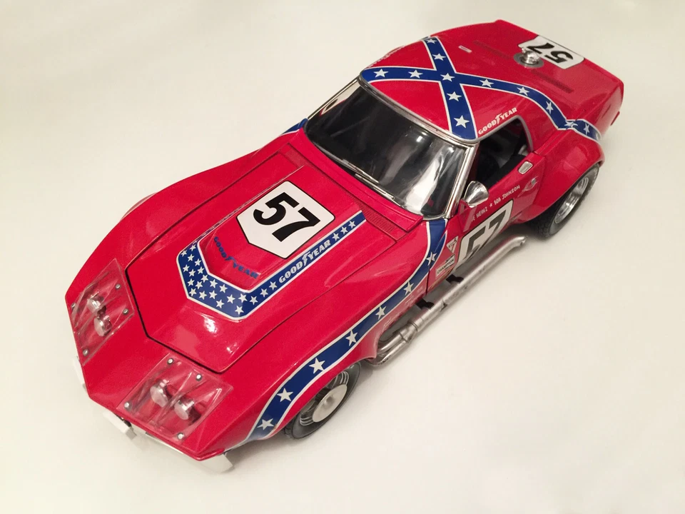 CAROUSEL 1:18 Chevrolet Corvette Sting Ray C3 L88 #57, 12hrs Sebring 1972, 4601 - Immagine 3 di 4