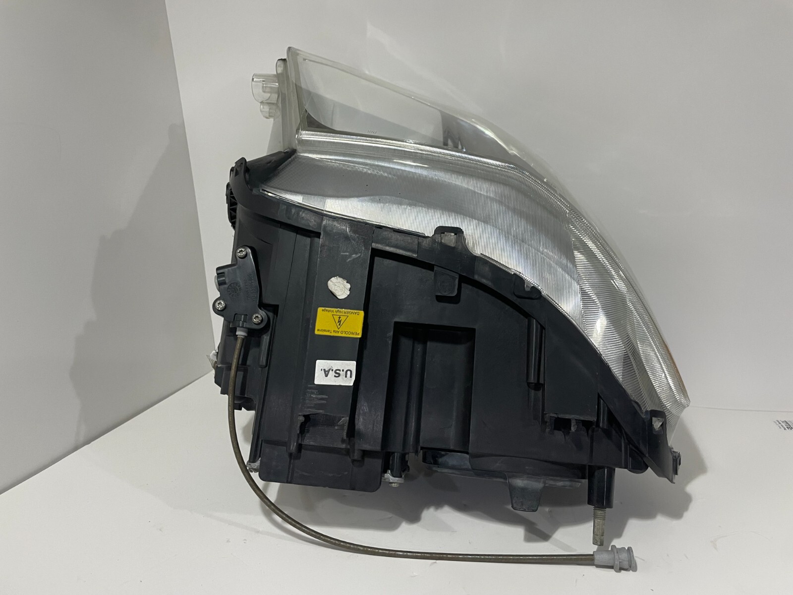 2008 - 2013 MASERATI QUATTROPORTE M139 RIGHT XENON HEADLIGHT COMPLETE 242220 OEM
