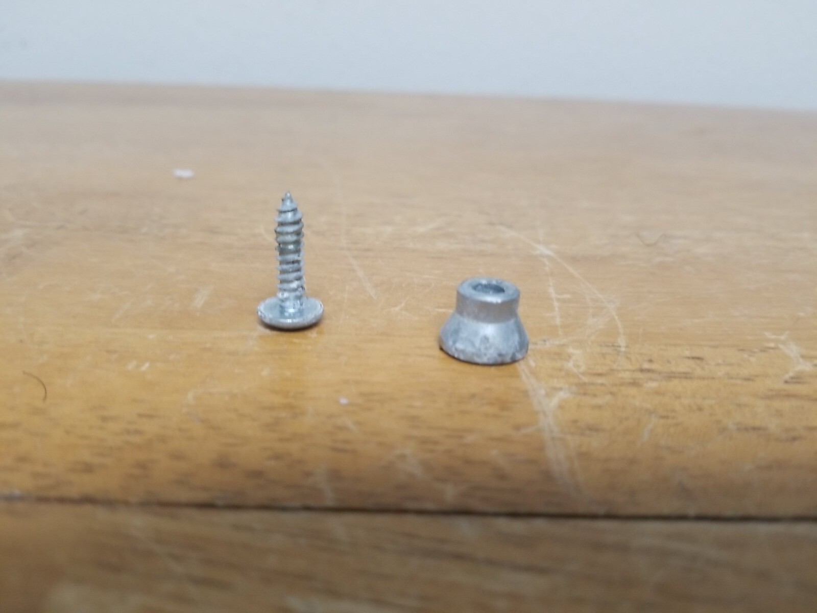 2+MAYTAG+REFRIGERATOR+HANDLE+MOUNTING+SCREWS+WP67006113+WP3387230 for