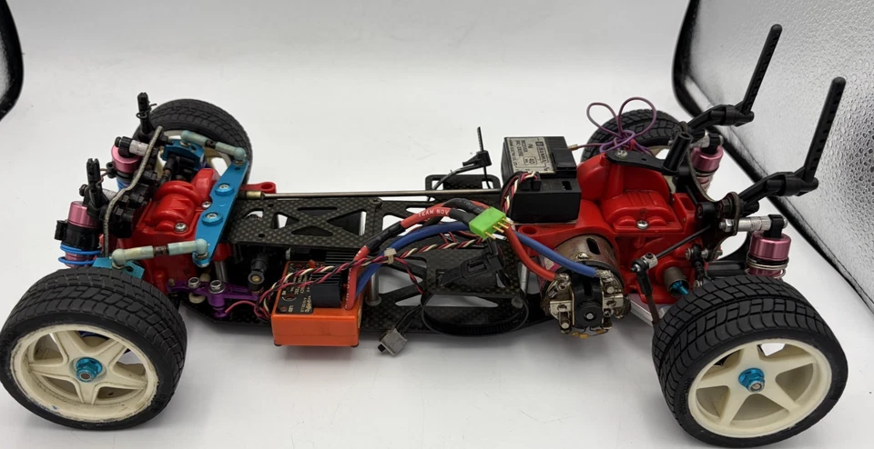 For parts TAMIYA TA02 TA-02 carbon chassis with ESC and motor. - Image 3 of 4