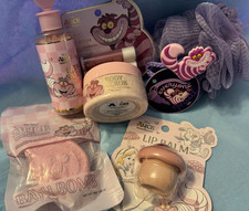 Disney Alice in Wonderland Cheshire Cat Bath Set