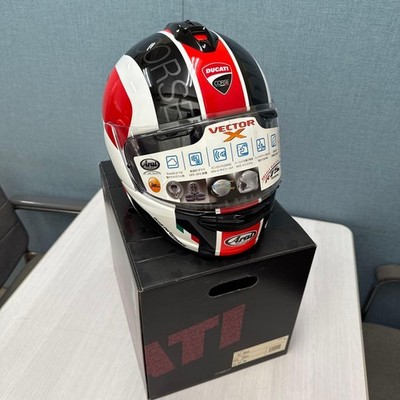 arai chaser ducati corse helmet V7 Corsair-X by (98108536x) guarantees excellent rigidity Chaser Ducati Arai Helm Ducati
