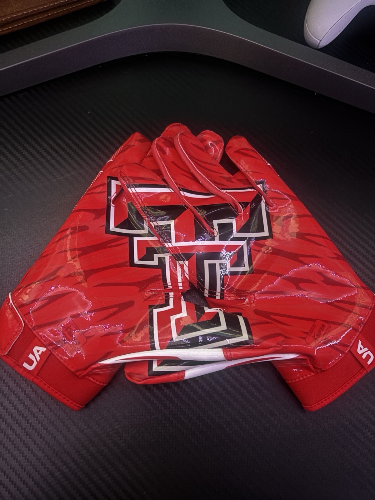 Texas Tech Red Raiders Under Armour Men's Sz Large Football Gloves Team Issue