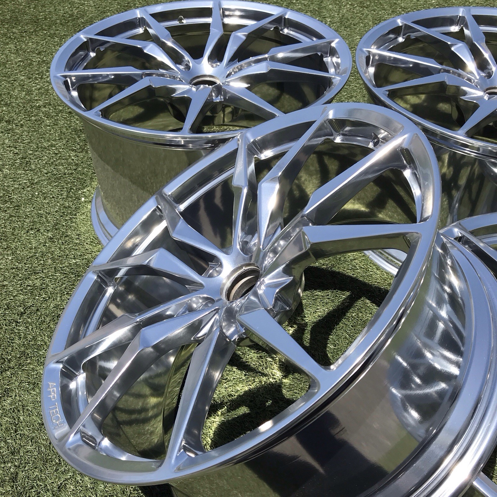 20 21 LAMBORGHINI AVENTADOR RIMS OEM FACTORY SET DIONE LP720 470601017T POLISHED