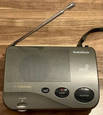 Radio Shack 12-247B - 7 Channel Digital NOAA Weather Alert Radio Tested Works