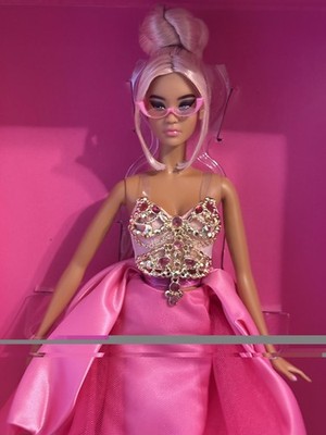 BARBIE SIGNATURE BARBIE Cristal Fantaisie Collection Rose Quartz Poupée EUR 241,73 - PicClick FR
