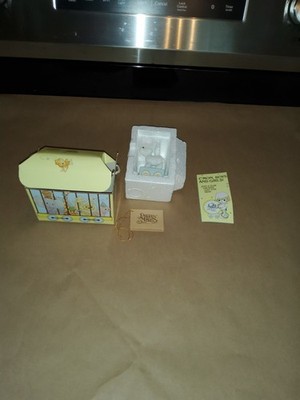 Precious Moments Birthday Series Figurine Happy Birthday Little Lamb 15946 Age 1