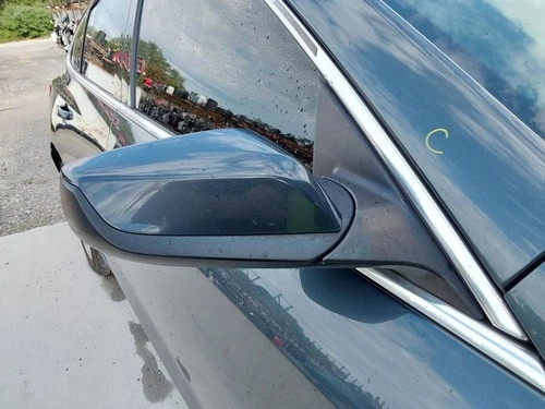 Passenger Side View Mirror With Heated Opt DK2 Fits 19-25 MALIBU 3027812