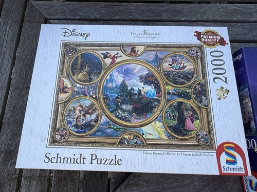 Schmidt Disney 2000 Piece Puzzle