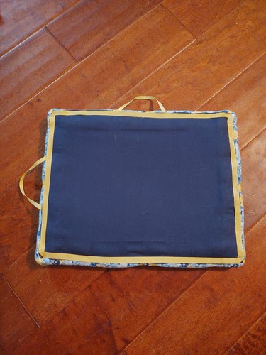 Sitting Pretty Designs French Memo Board Blue Yellow & White Floral Photo Board - Picture 3 of 4