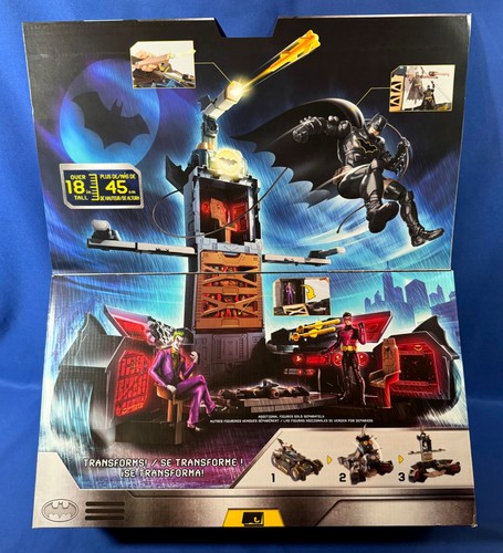 New ULTIMATE TRANSFORMING BATMOBILE 18" Tall Command Center BATGLIDER Batman - Picture 7 of 20