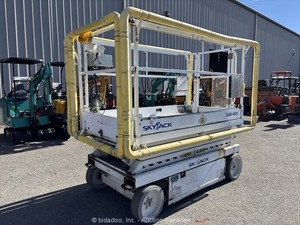 2008 Skyjack SJIII-4620 20' Electric Scissor Lift Man Platform bidadoo -Repair