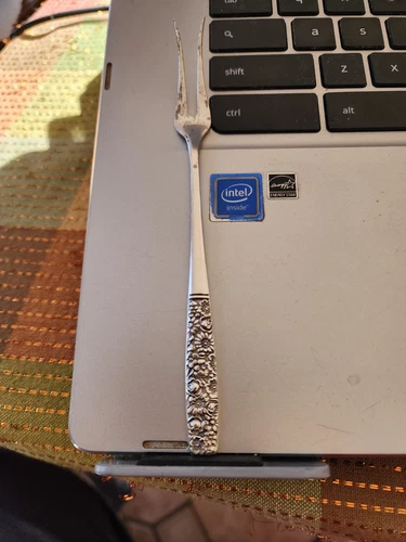 1 Contessina Towle Sterling Silver Pickle Olive Fork 5 3/4"  18Grams no monogram