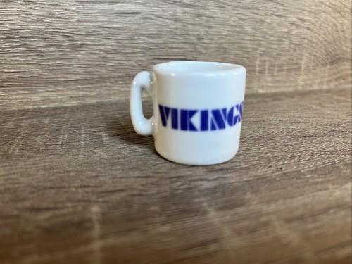 NFL Football Teams Miniature Ceramic Coffee Mug Team Logo Minnesota Vikings - Foto 2 di 5