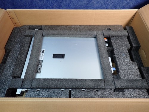 Barco R9836340 / Dell R340 1U Enterprise Class Rackmount Server (Q16) - Picture 4 of 7
