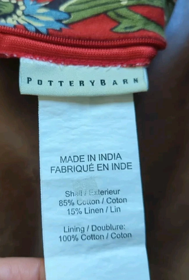 2~Fundas de cojín/almohada Pottery Barn mezcla de lino rojo/floral cierre de cremallera de 24"x24" Foto 3 de 4
