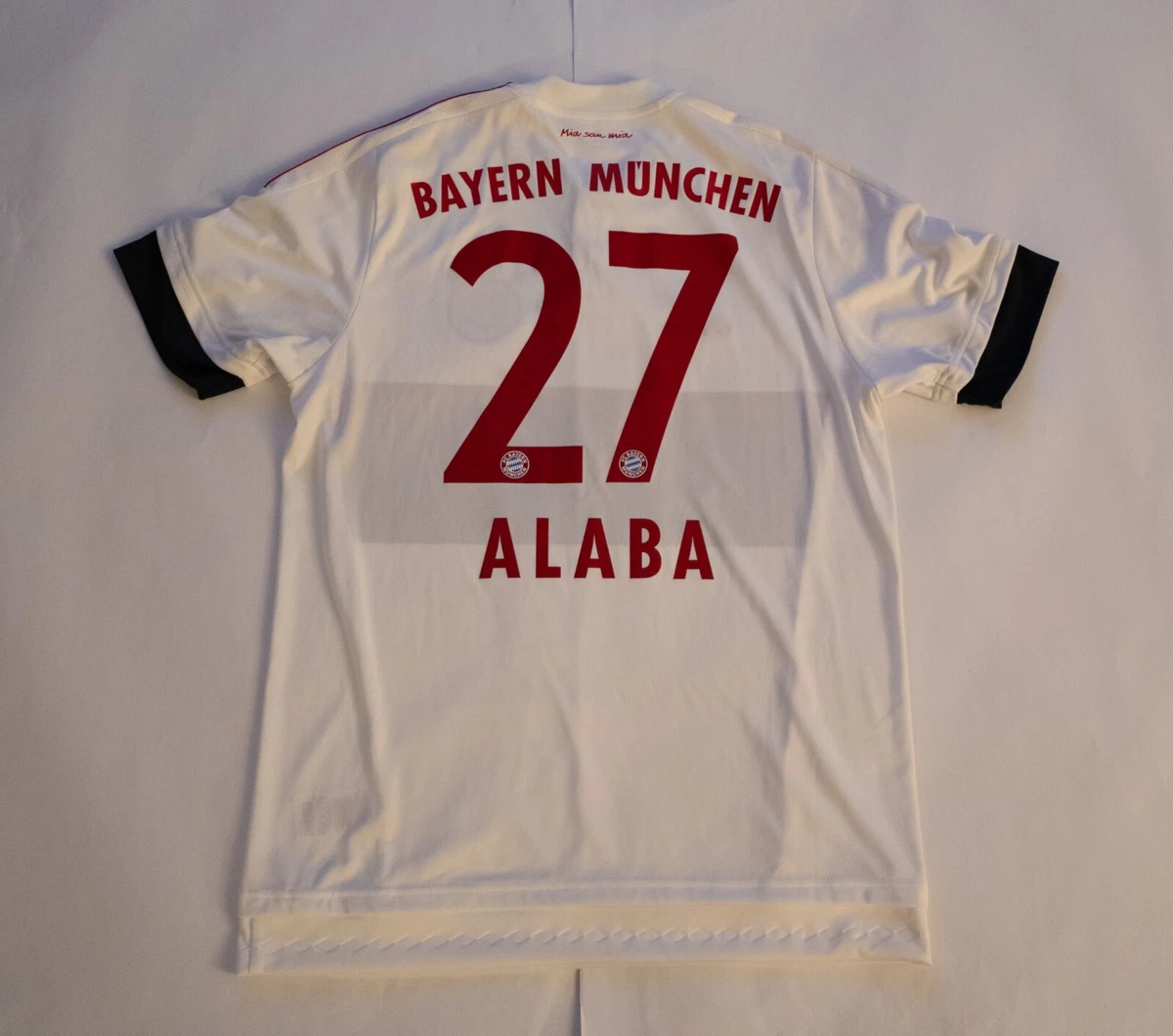 Bayern Munich White International Club Soccer Fan Shirts for sale