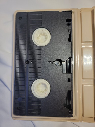 The Wizard of Oz VHS 1996 MGM/UA Digitally Mastered THX Clamshell Tested - Picture 3 of 4