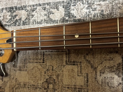 Fender Deluxe Series Zone Electric Bass Guitar - Picture 18 of 18