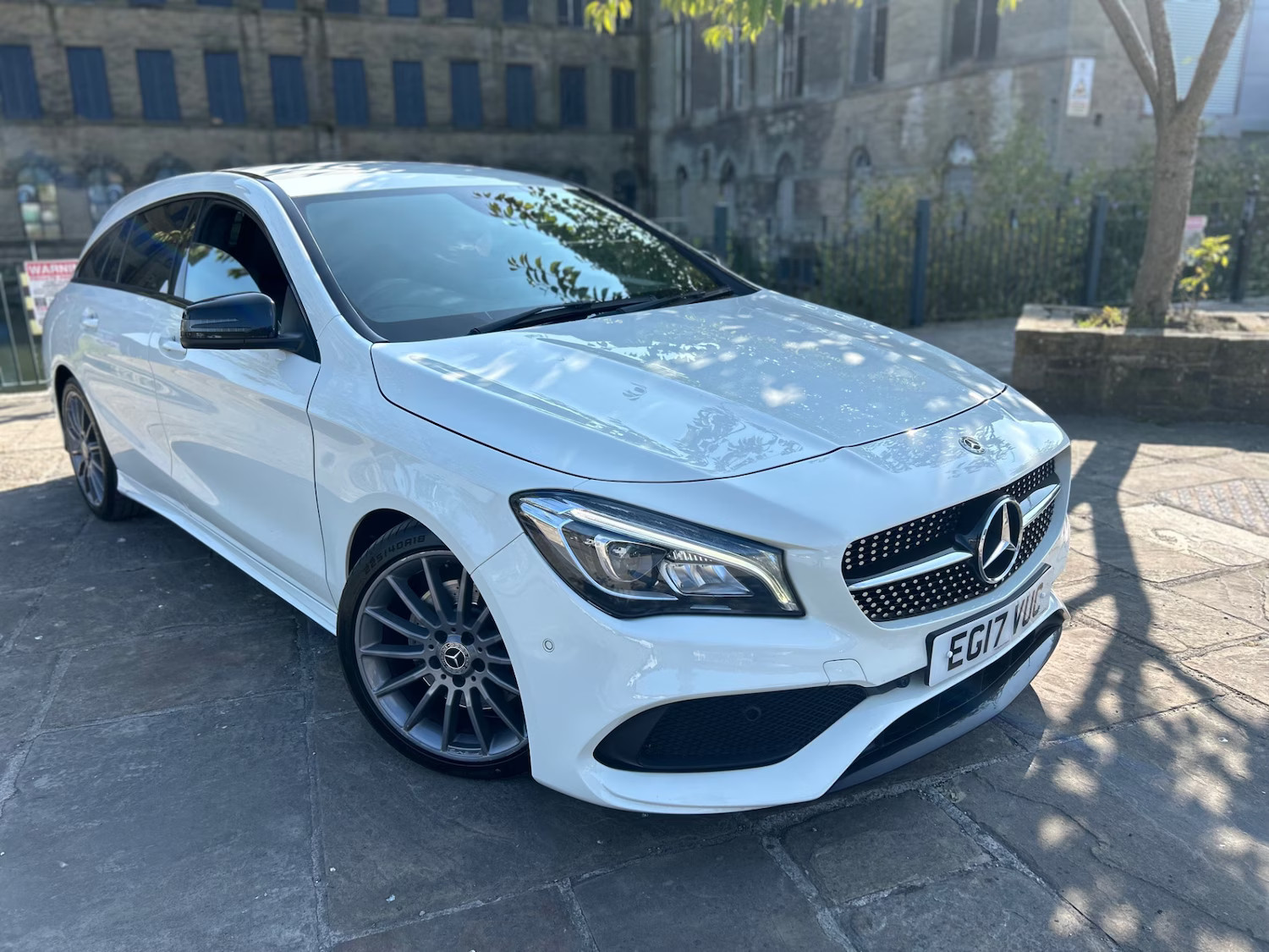 2017 Mercedes-Benz CLA CLA 220d AMG Line 5dr Tip Auto ESTATE Diesel Automatic