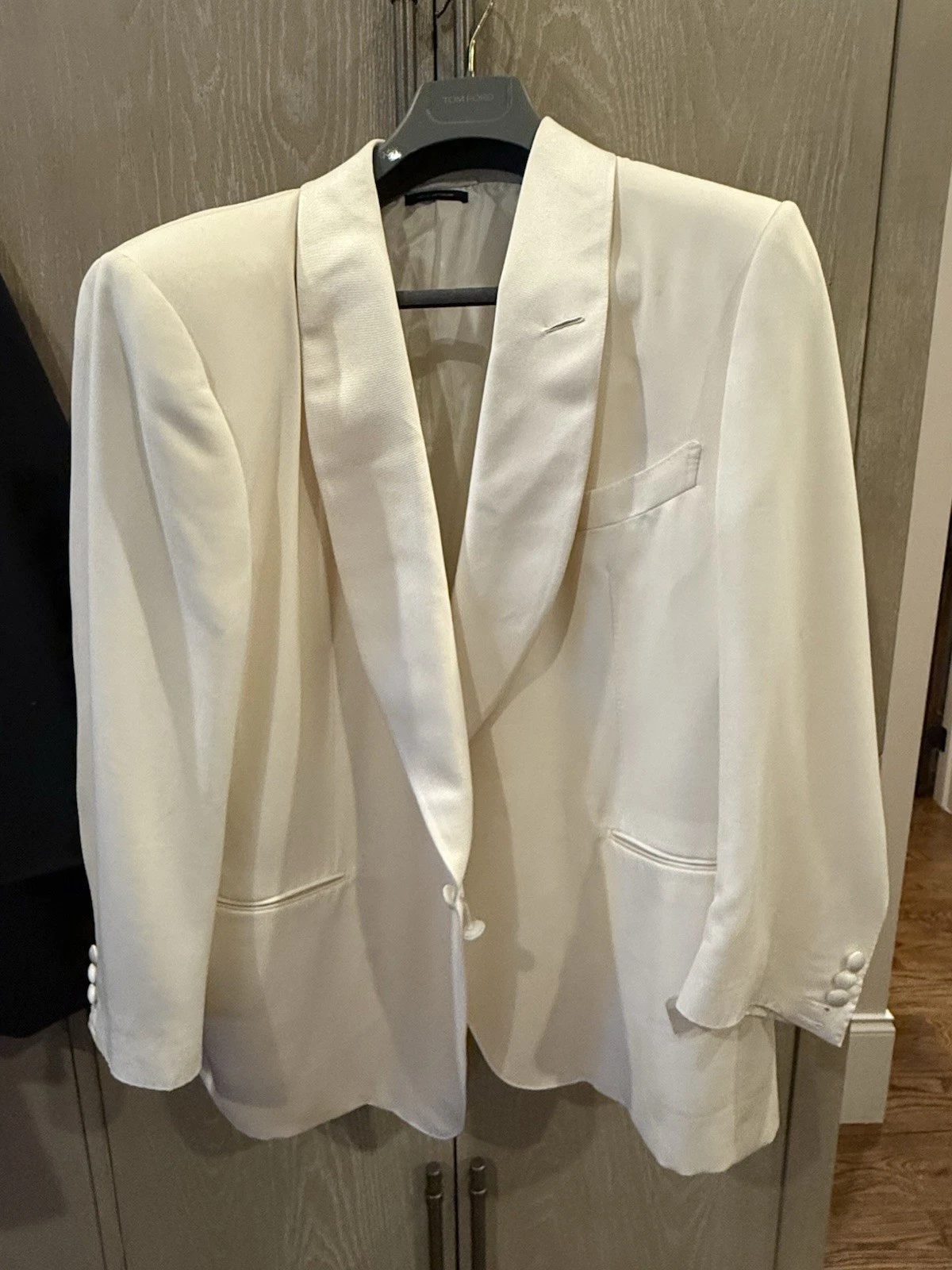 Tom Ford — Tom Ford 20/20 Experience Ivory Tuxedo Jacket 66C Wool Mohair Switzerland